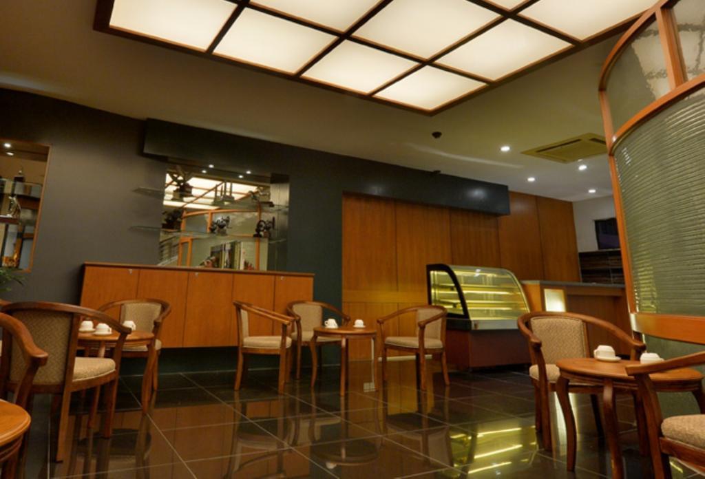 Asiana Hotel Kota Kinabalu Exterior photo