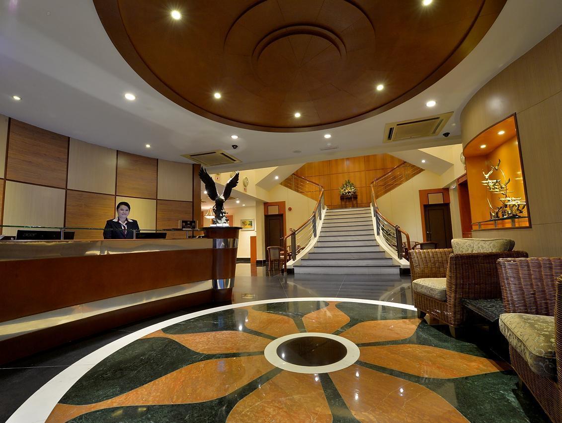 Asiana Hotel Kota Kinabalu Exterior photo